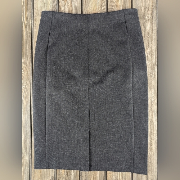 Liverpool Size 6 Pencil Skirt With Kick Pleat Dark Gray Pristine Condition - Picture 2 of 12